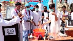 د خوست په یوه لېسه کې د ساینسي ماډلونو نندارتون جوړ شوی دی