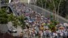 Profesorii au organizat vineri 9 iunie al doilea mare marș de protest în Capitală, cu 20.000 de oameni. Ei au mers la Palatul Cotroceni unde nu i-a primit nimeni, pentru că președintele Klaus Iohannis era plecat. 