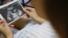 Folosirea medicamentelor de către femeile gravide trebuie făcută numai la recomandarea medicilor. 