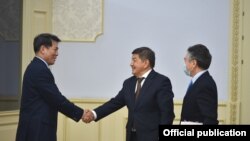 Спецпредставитель Китая по Евразии Ли Хуэй (слева)
