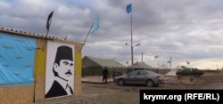 Qırımnıñ vatandaş qamaçavı olğan yerde Noman Çelebicihannıñ fotosüreti