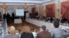 Список оказался далеко не полным. Администрация президента и несколько министерств: внутренних дел, обороны, образования, по делам беженцев и расселению - от сотрудничества отказались