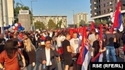 Pristalice vlasti na skupu u beogradskoj opštini Voždovac, 13. septembar 2025.