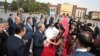 Қазақстан президенті Нұрсұлтан Назарбаевты әуежайда күтіп алушылар. Душанбе, 14 қыркүйек 2015 жыл.