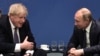 Boris Conson (solda) və Vladimir Putin, arxiv fotosu