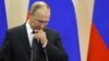 Владимир Путин на совместной пресс-конференции с Ангелой Меркель. Сочи, 2 мая 2017 года