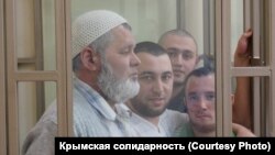 Aqmescitteki ekinci «Hizb ut-Tahrir davasınıñ» mabüsleri