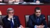 Президент Армении Серж Саргсян (слева) и премьер-министр Тигран Саргсян на съезде правящей Республиканской партии, Ереван, 15 декабря 2012 г. 