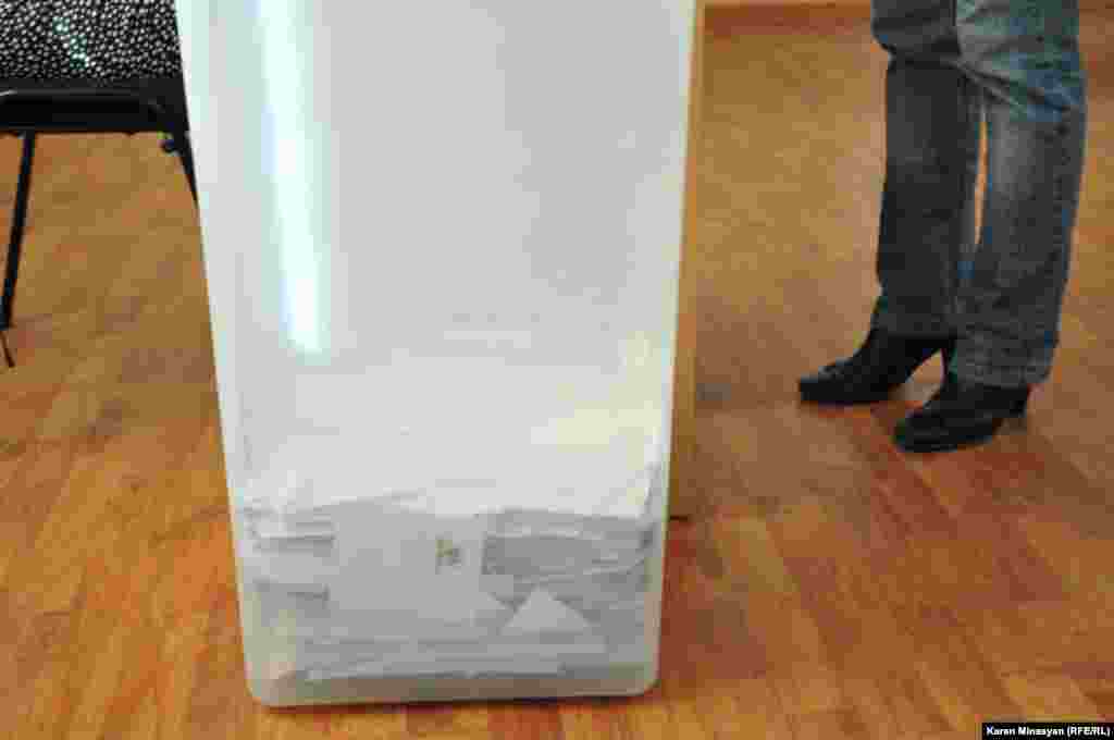 Armenia -- Presidential elections, 18Feb2013