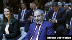 Премьер-министр Армении Никол Пашинян на Втором Парижском форуме мира, 12 ноября 2019 г.