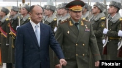 Հայաստանի և Ռուսաստանի պաշտպանության նախարարներ Սեյրան Օհանյան և Սերգեյ Շոյգու, արխիվ
