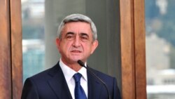Визит президента Армении в Тбилиси привлек внимание общественности двух стран из-за продолжающегося церковного спора, а также обсуждения причин того, почему намеченный на начало ноября приезд президента Саргсяна состоялся только сейчас