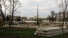 Месца будоўлі гатэльнага комплексу «Пэкін» — парк 40-годзьдзя Кастрычніка