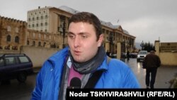 Тазо Купреишвили, журналист «Нетгазети», часто освещавший разные судебные процессы, сегодня предстал в суде в качестве пострадавшего