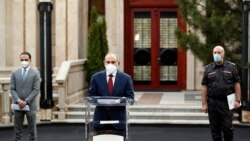 Armenia -- Prime Minister Nikol Pashinian, Deputy Prime Minister Tigran Avinian (L) and national police chief Arman Sargsian at a news briefing, Yerevan, June 3, 2020.