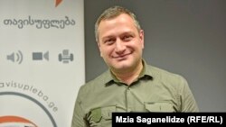 არმაზ ახვლედიანი