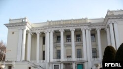 Театр оперы и балета имени Айни в Душанбе