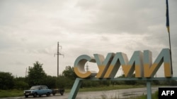 Через удар є пошкодження, зокрема, у житловому секторі, також є часткові знеструмлення