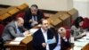 Лидер христианских демократов Леван Вепхвадзе потребовал четкого определения той минимальной суммы, которую может дать политик гражданину, не будучи обвиненным в попытке подкупить избирателя
