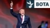 Politikani miliardër Andrej Babish e feston fitoren në zgjedhjet parlamentare të Çekisë, 4 tetor.