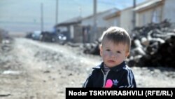 На национальных телеканалах Грузии очень часто можно увидеть сюжеты и передачи, в которых беспризорные дети рассказывают о своей судьбе