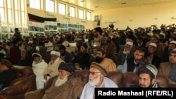 چارواکي وایي، ځايي خلک دې د خپلو پروژو ساتنه وکړي، کمیت او کیفیت يې وڅاري او د ښې پلې کیدنې په برخه کې اړوندو حکومتي ادارو سره مرسته وکړي،