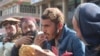 د طالبانو له واک ته رسېدو او د نړیوالو مرستو له کمیدو وروسته په ټوله کې د افغانانو اقتصادي وضعیت تریخ شوی دی.