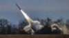 Реактивная артиллерийская система HIMARS ВСУ ведет огонь вблизи линии фронта Херсонской области, 5 ноября 2022 года