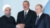 Азербайджан -- слева направо: президенты Ирана, Азербайджана и России во время встречи в Баку, 8 августа 2016 г.