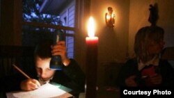 Гражданину, имеющему задолженность по оплате водоснабжения или очистке, отключат подачу электроэнергии
